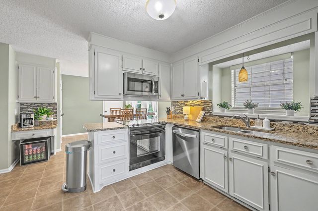 37 Jawol Drive, Charleston, SC 29414