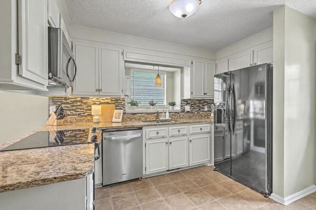 37 Jawol Drive, Charleston, SC 29414
