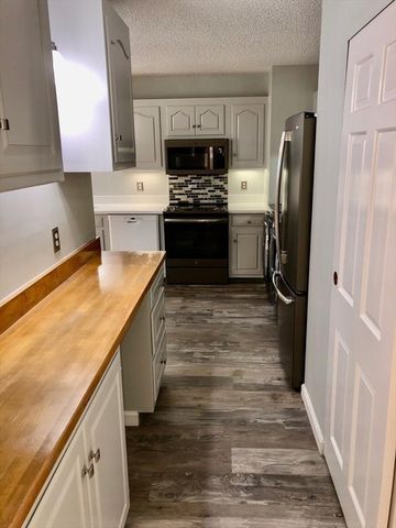 40 Village Road 1112, Middleton, MA 01949