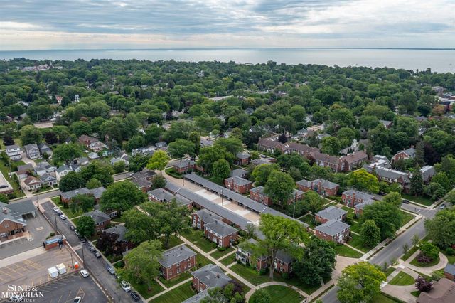 617 Notre Dame Street, Grosse Pointe, MI 48230