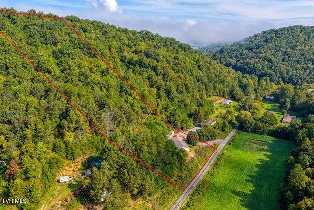 107 Hollow Hill Lane, Rogersville, TN 37857