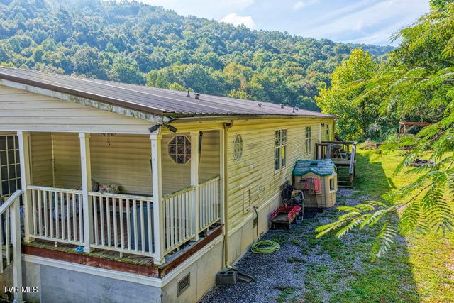 107 Hollow Hill Lane, Rogersville, TN 37857