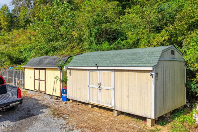 107 Hollow Hill Lane, Rogersville, TN 37857