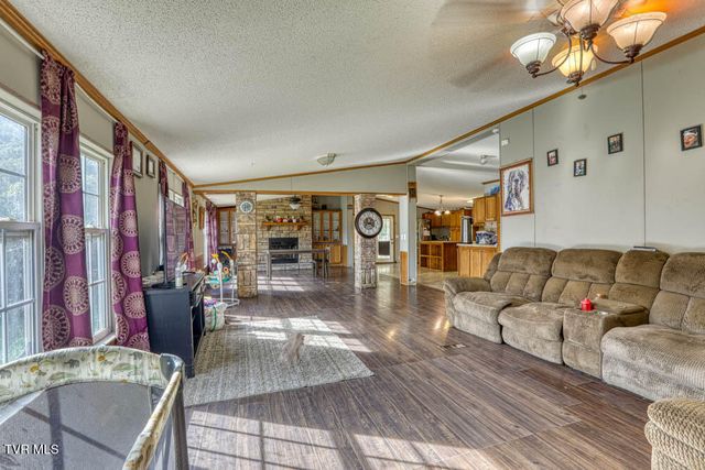 107 Hollow Hill Lane, Rogersville, TN 37857