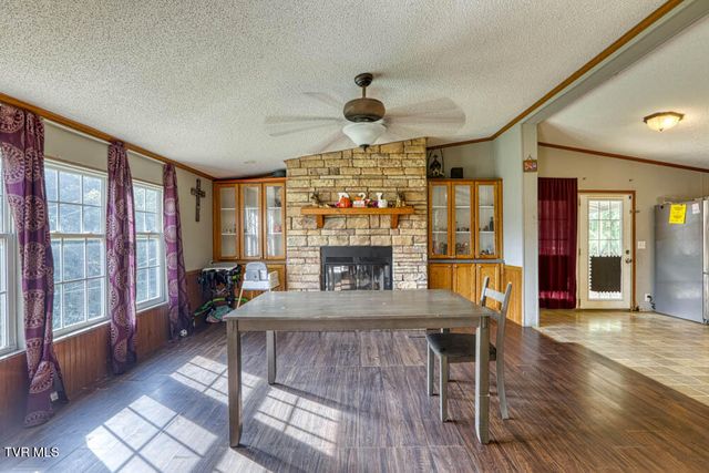 107 Hollow Hill Lane, Rogersville, TN 37857