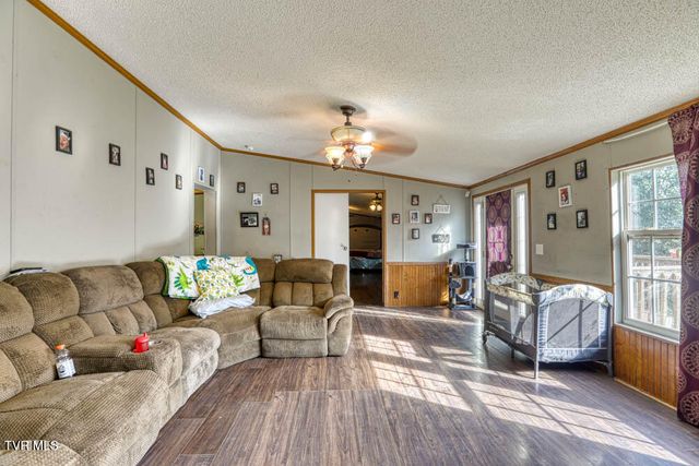 107 Hollow Hill Lane, Rogersville, TN 37857