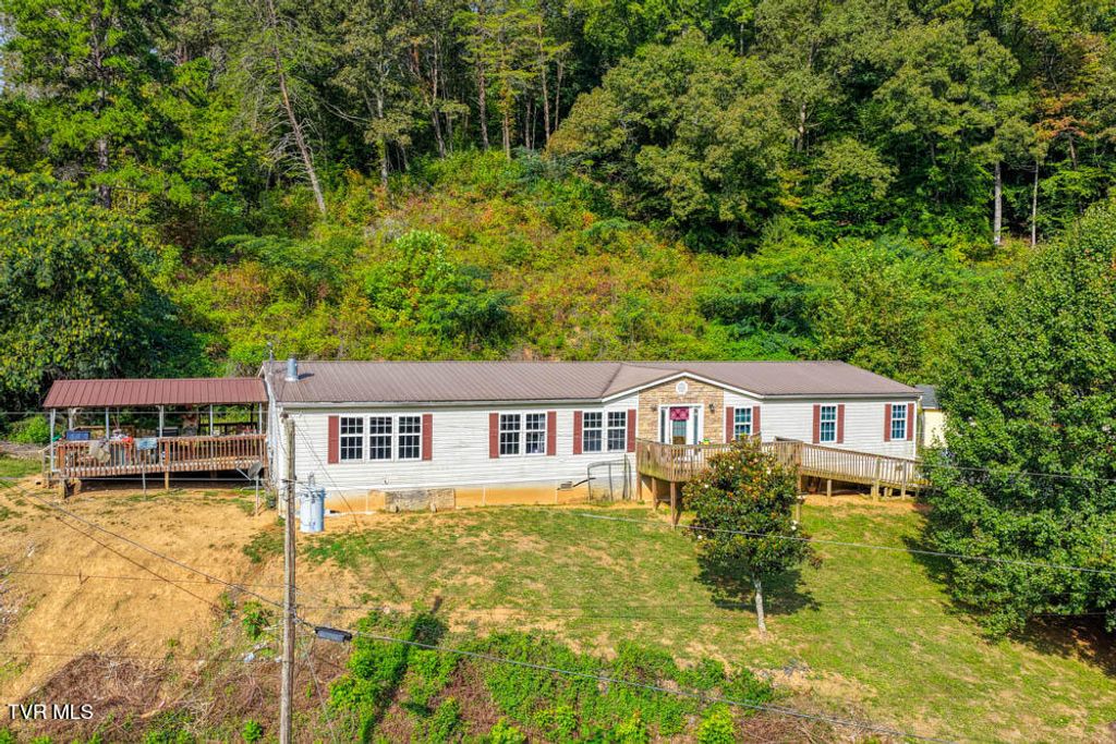 107 Hollow Hill Lane, Rogersville, TN 37857
