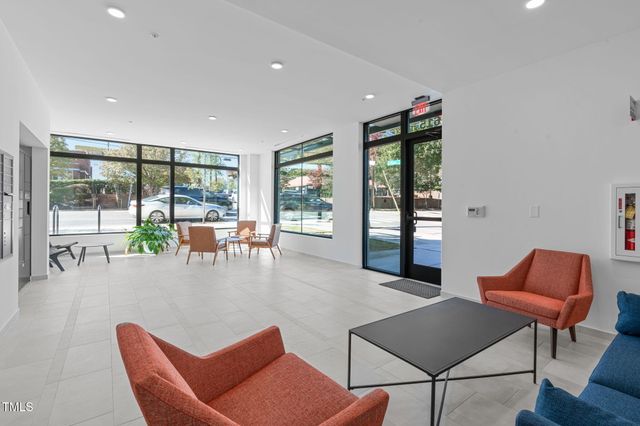 615 W Peace Street , 207, Raleigh, NC 27605