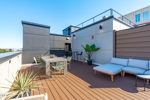 615 W Peace Street , 207, Raleigh, NC 27605