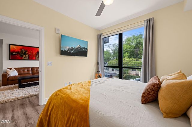 615 W Peace Street , 207, Raleigh, NC 27605