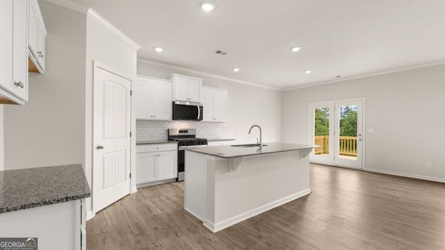 499 Thompson Drive, Dallas, GA 30132