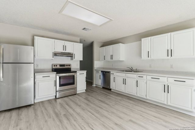 9087 RYELLE, San Antonio, TX 78250