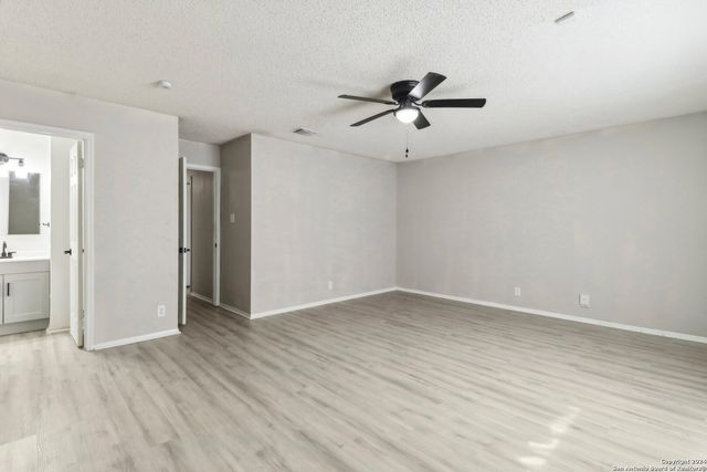 9087 RYELLE, San Antonio, TX 78250