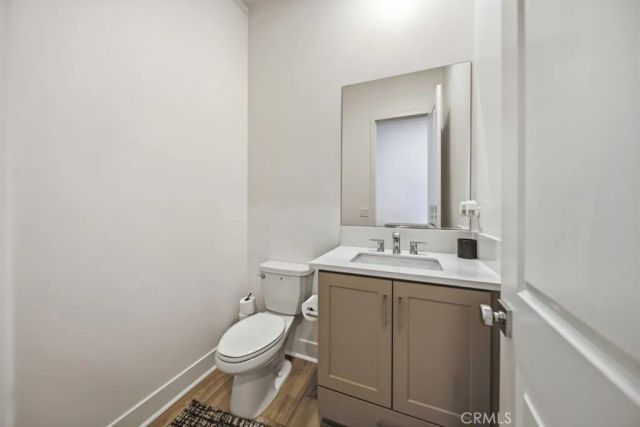 29566 Camino Azar, Valencia, CA 91354