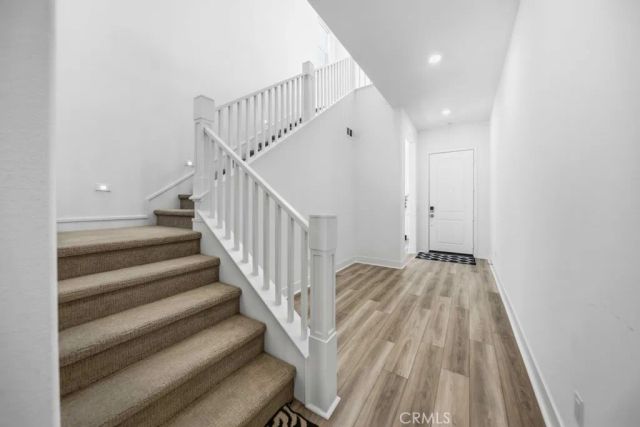 29566 Camino Azar, Valencia, CA 91354