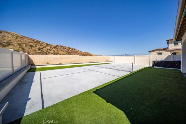 29566 Camino Azar, Valencia, CA 91354