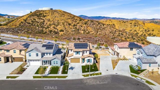 29566 Camino Azar, Valencia, CA 91354
