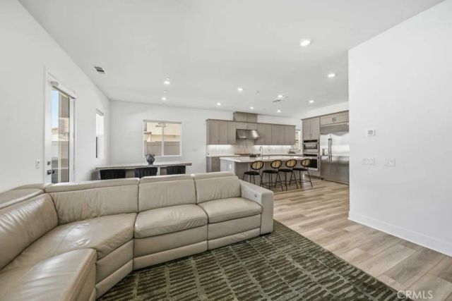29566 Camino Azar, Valencia, CA 91354