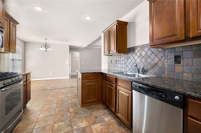 1803 SW Elington Street, Bentonville, AR 72713