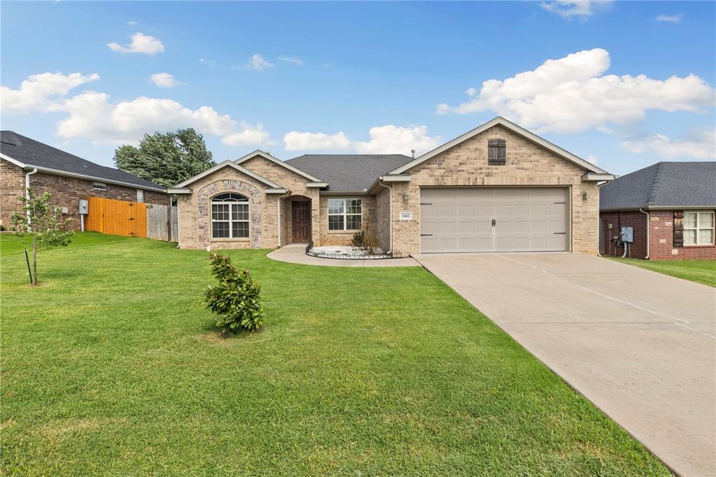 1803 SW Elington Street, Bentonville, AR 72713