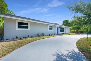 1605 E Place, West Palm Beach, FL 33407