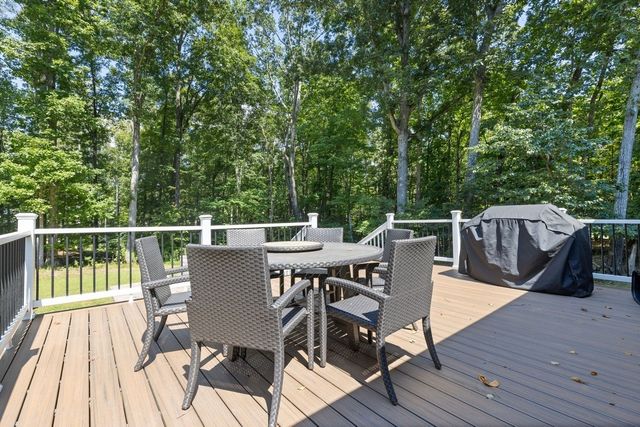 21 Hilltop Dr, Winchester, TN 37398