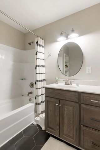 21 Hilltop Dr, Winchester, TN 37398