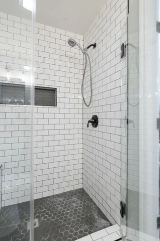 21 Hilltop Dr, Winchester, TN 37398