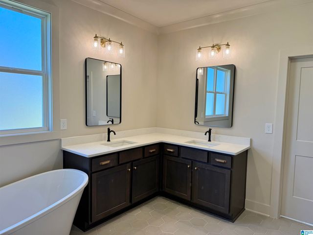 334 LAKE CREEK DRIVE, Guntersville, AL 35976