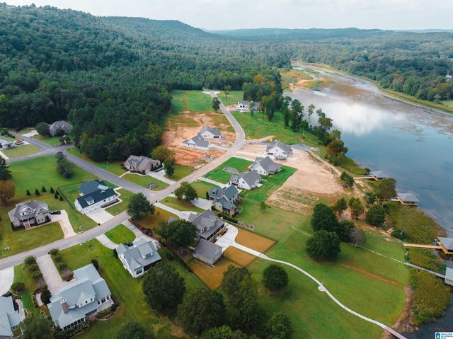 334 LAKE CREEK DRIVE, Guntersville, AL 35976