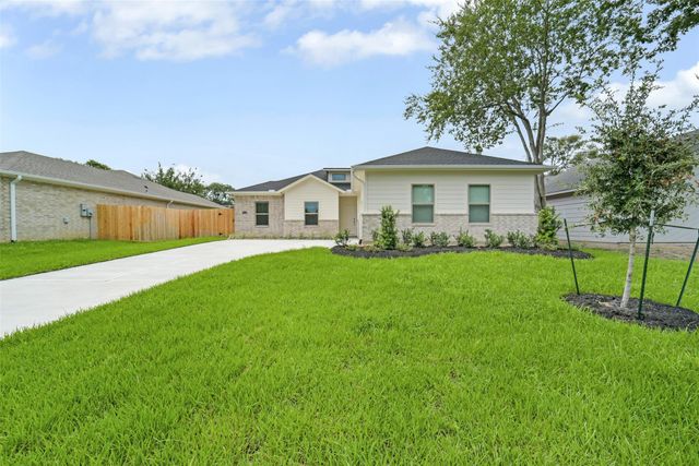 13315 Campos Drive, Houston, TX 77065