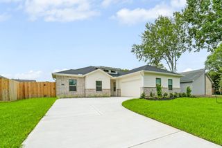 13315 Campos Drive, Houston, TX 77065