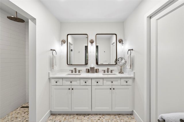 706 Hibiscus Lane, Vero Beach, FL 32963