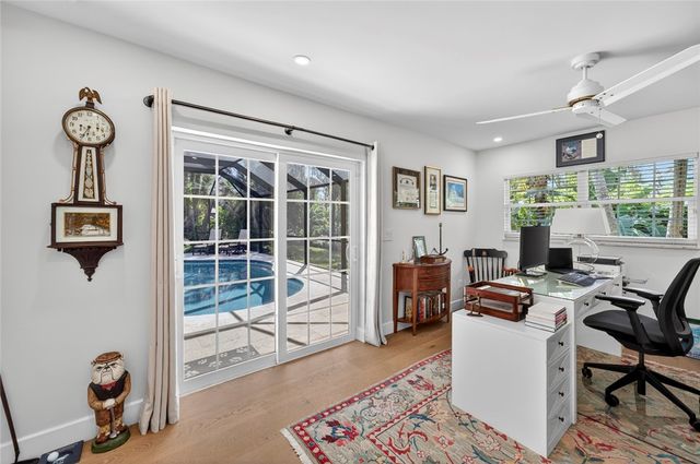 706 Hibiscus Lane, Vero Beach, FL 32963