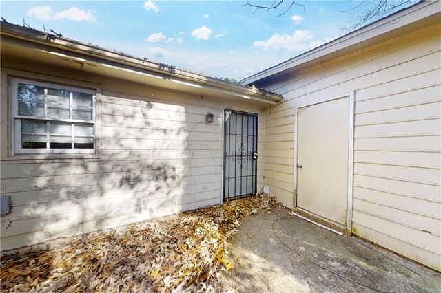 5381 Ridgemere Court, Stone Mountain, GA 30083