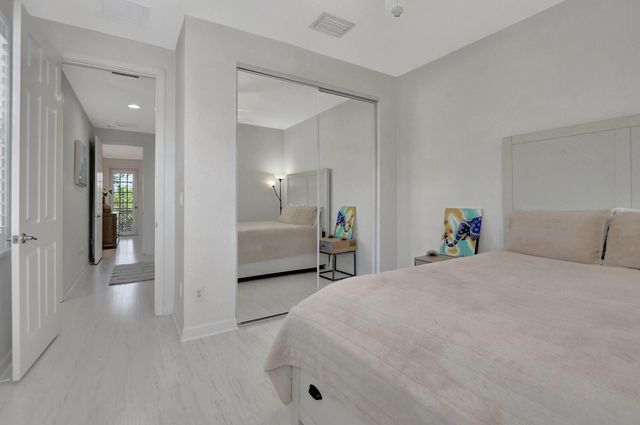 8316 NW 9th Avenue, Boca Raton, FL 33487