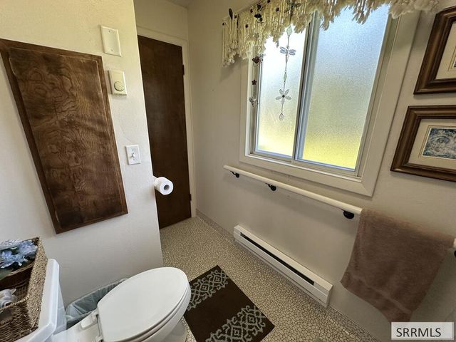 11030 N 45th E, Ucon, ID 83401