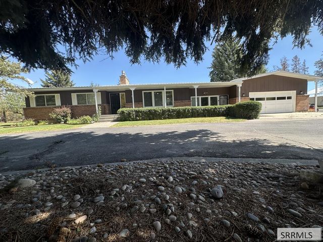 11030 N 45th E, Ucon, ID 83401