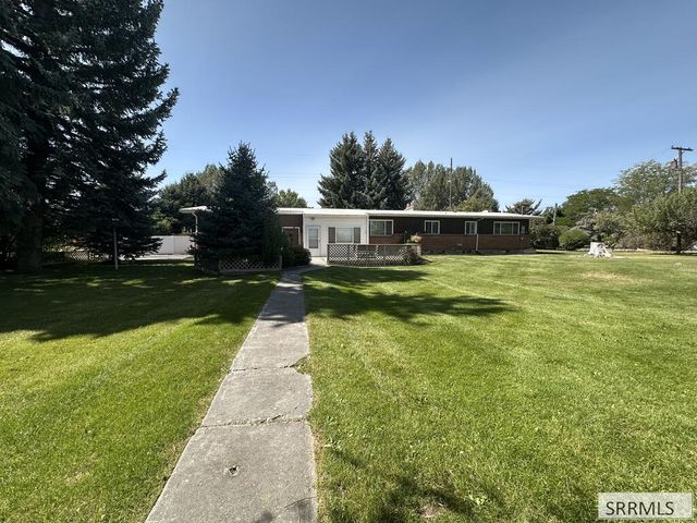 11030 N 45th E, Ucon, ID 83401
