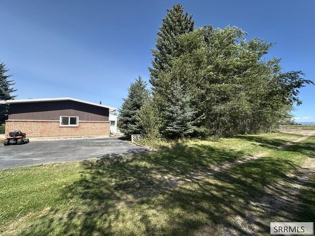 11030 N 45th E, Ucon, ID 83401