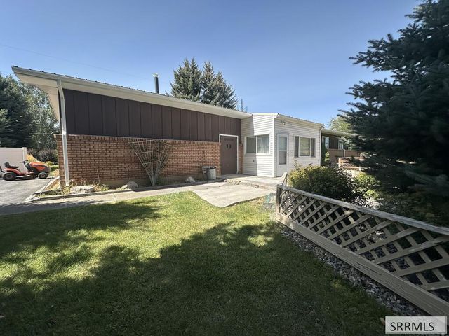 11030 N 45th E, Ucon, ID 83401