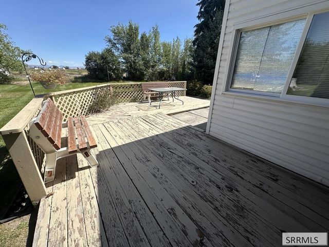 11030 N 45th E, Ucon, ID 83401