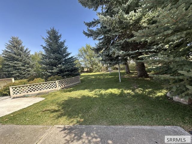 11030 N 45th E, Ucon, ID 83401