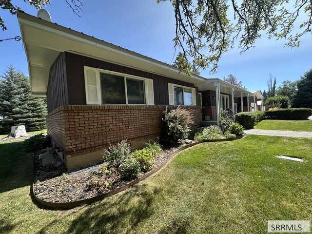 11030 N 45th E, Ucon, ID 83401