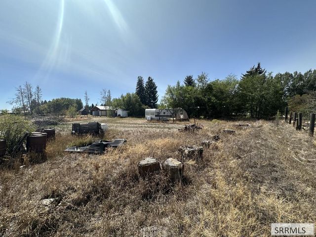 11030 N 45th E, Ucon, ID 83401