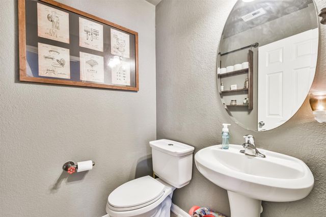 2719 Crosshaven Way, Conroe, TX 77304