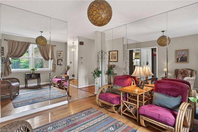 2153 Hollybriar PT, Norfolk, VA 23518