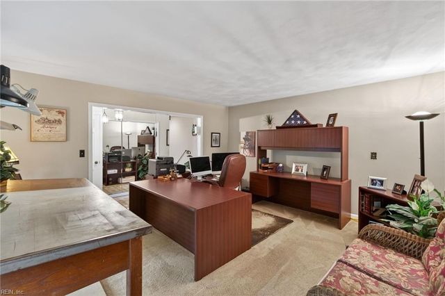 2153 Hollybriar PT, Norfolk, VA 23518