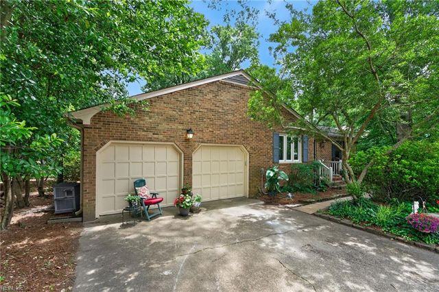 2153 Hollybriar PT, Norfolk, VA 23518