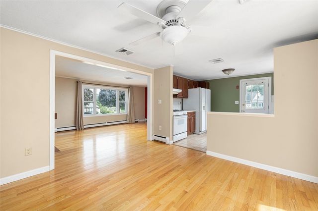 95 Amy Drive, Cranston, RI 02921